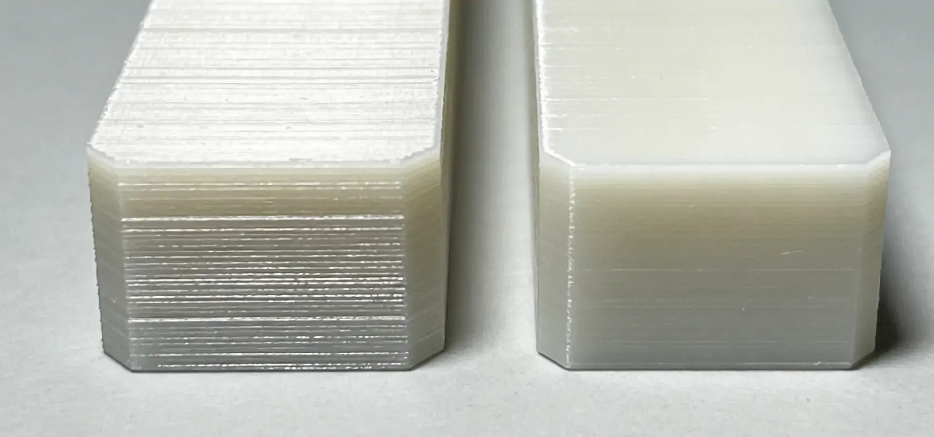 High-resolution SLA 3D printer demonstrating fine layer accuracy and surface detail High-resolution SLA 3D printer demonstrating fine layer accuracy and surface detail