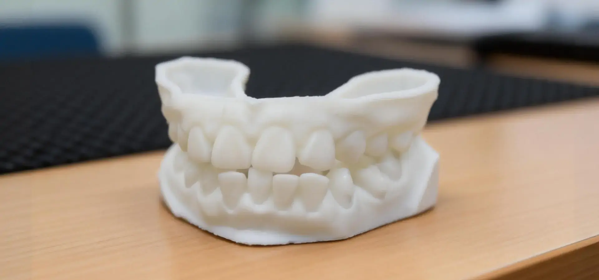 Biocompatible surgical guide produced using stereolithography 3D printing technology