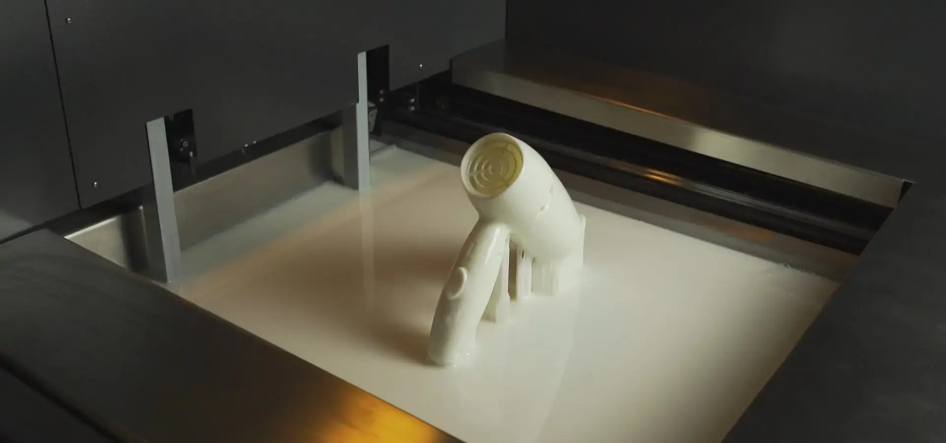 Chinese SLA 3D printer laser scanning curing photopolymer resin layer by layer Chinese SLA 3D printer laser scanning curing photopolymer resin layer by layer