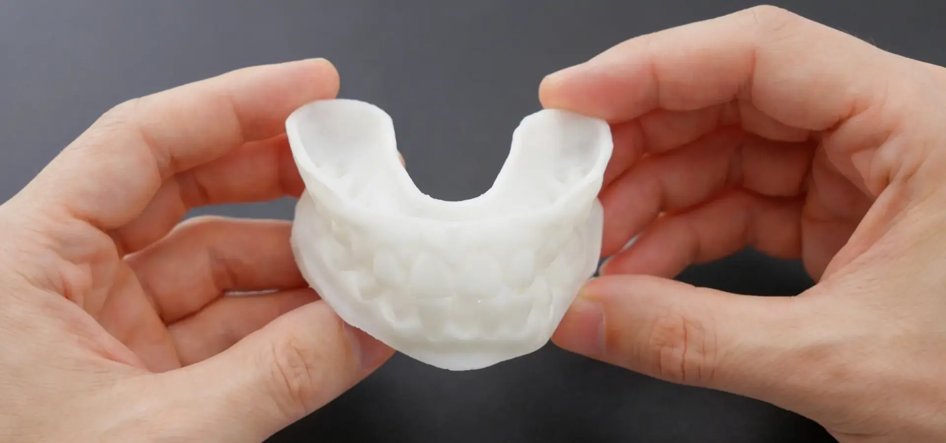 Resin printer producing dental models with high precision