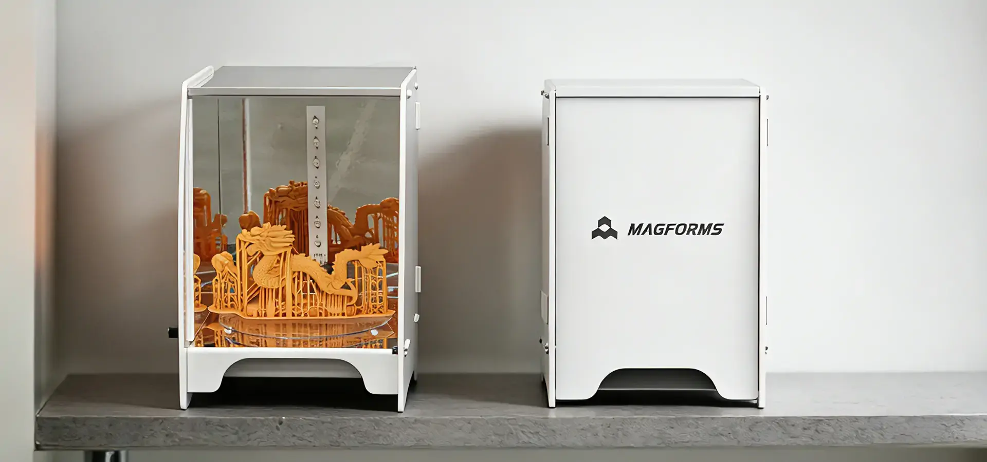 Post processing equipment for resin printer including wash station and UV curing unit Post processing equipment for resin printer including wash station and UV curing unit