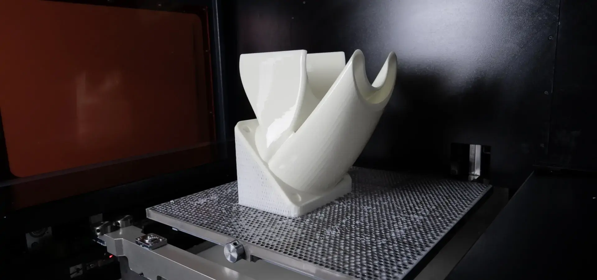 large format 3D print supported by dual linear rails