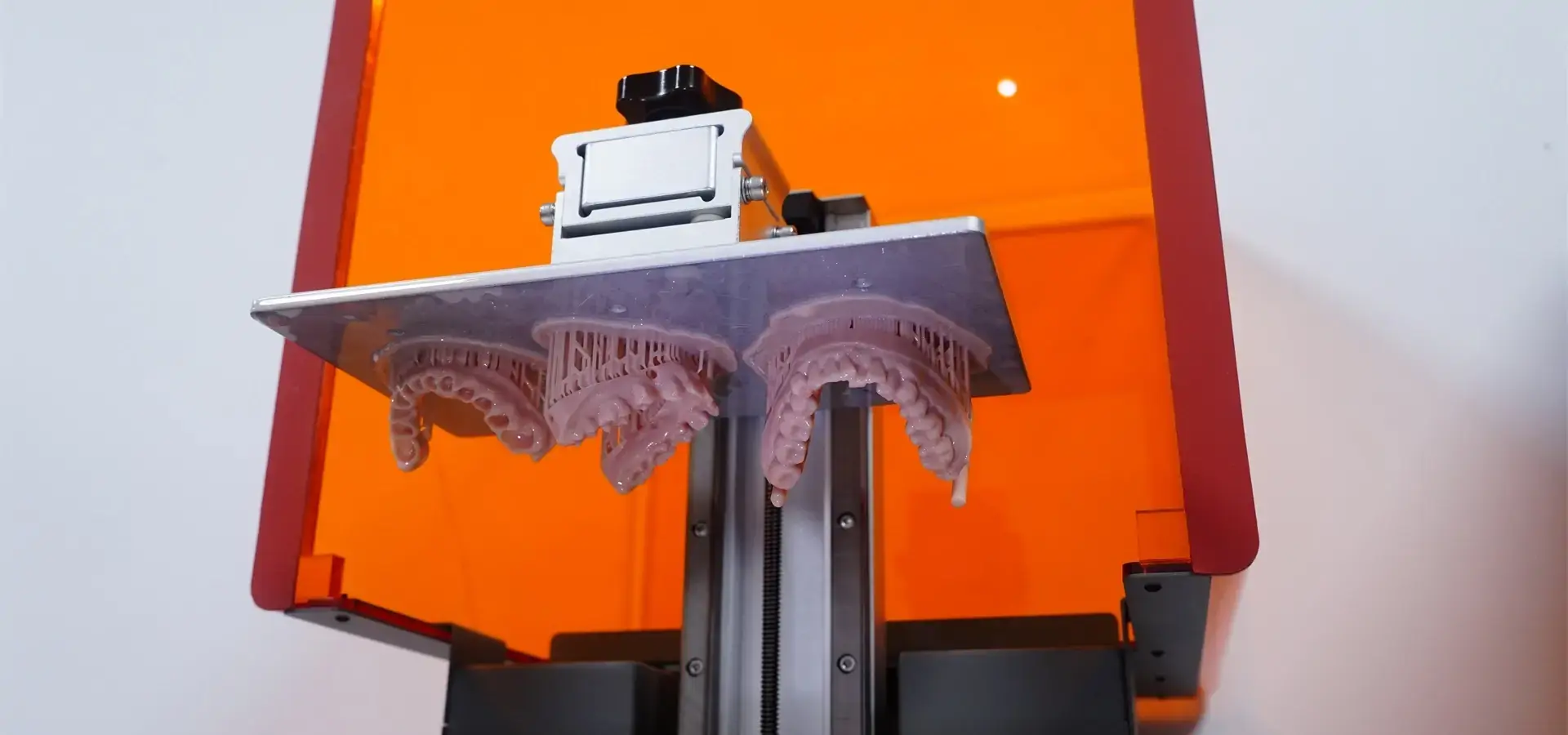 High throughput batch printing using LCD Desktop SLA 3D printer High throughput batch printing using LCD Desktop SLA 3D printer