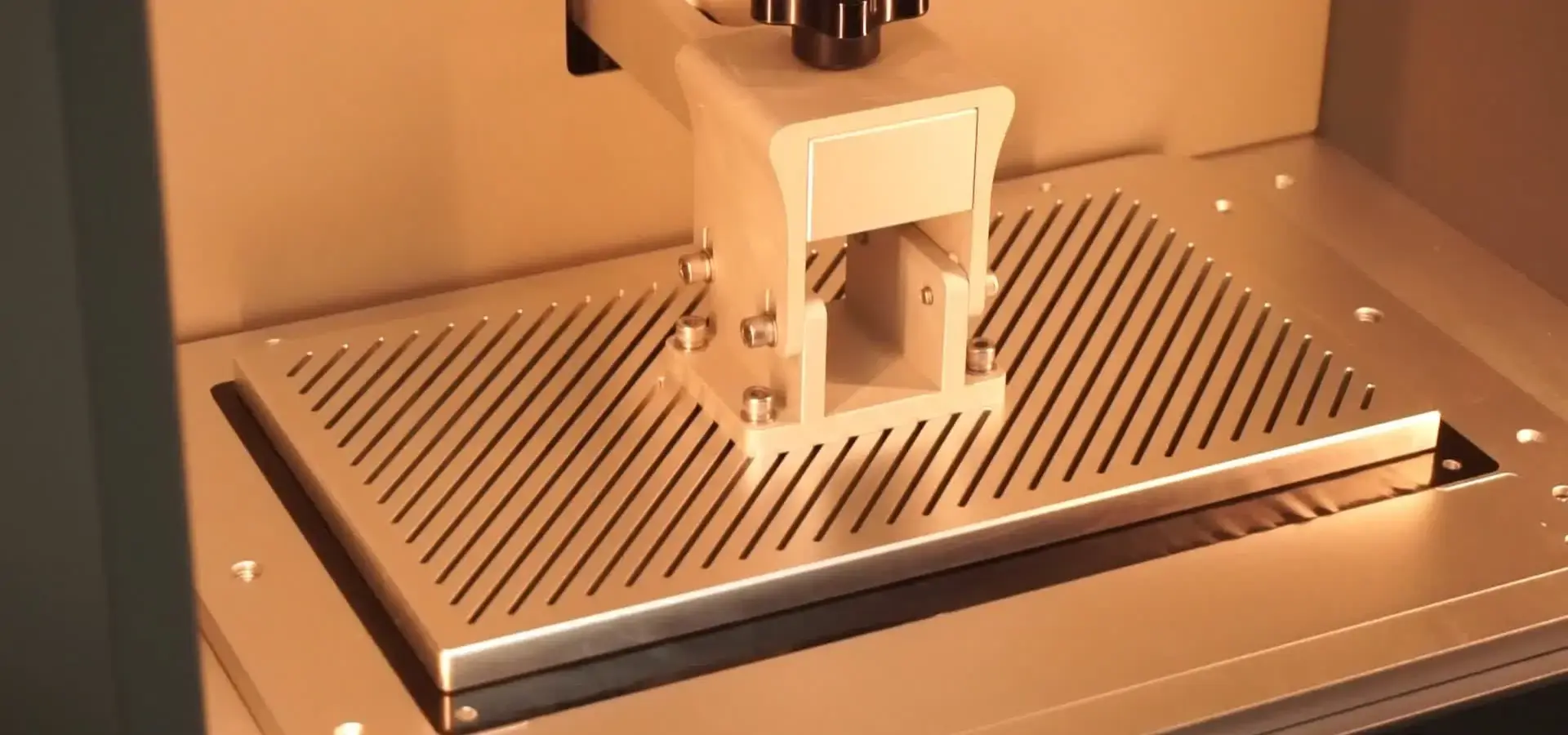 Maintenance workflow for Desktop SLA 3D printer including cleaning and calibration steps