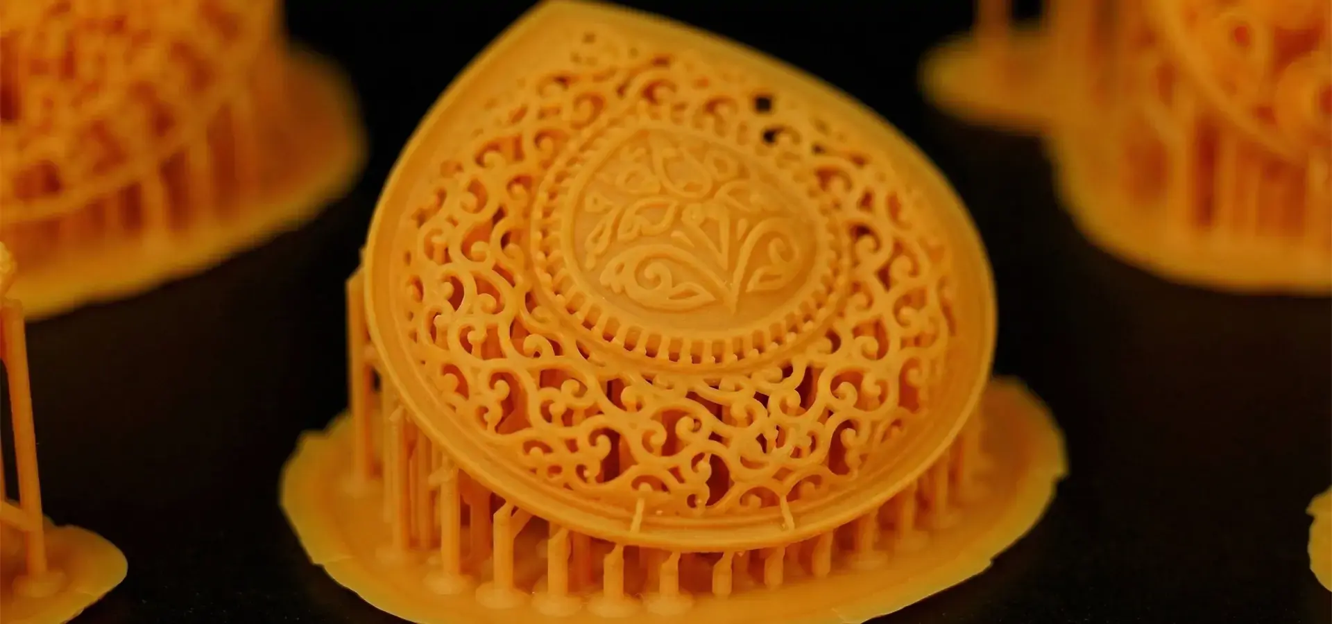 high-resolution 3D printer producing detailed surface finish