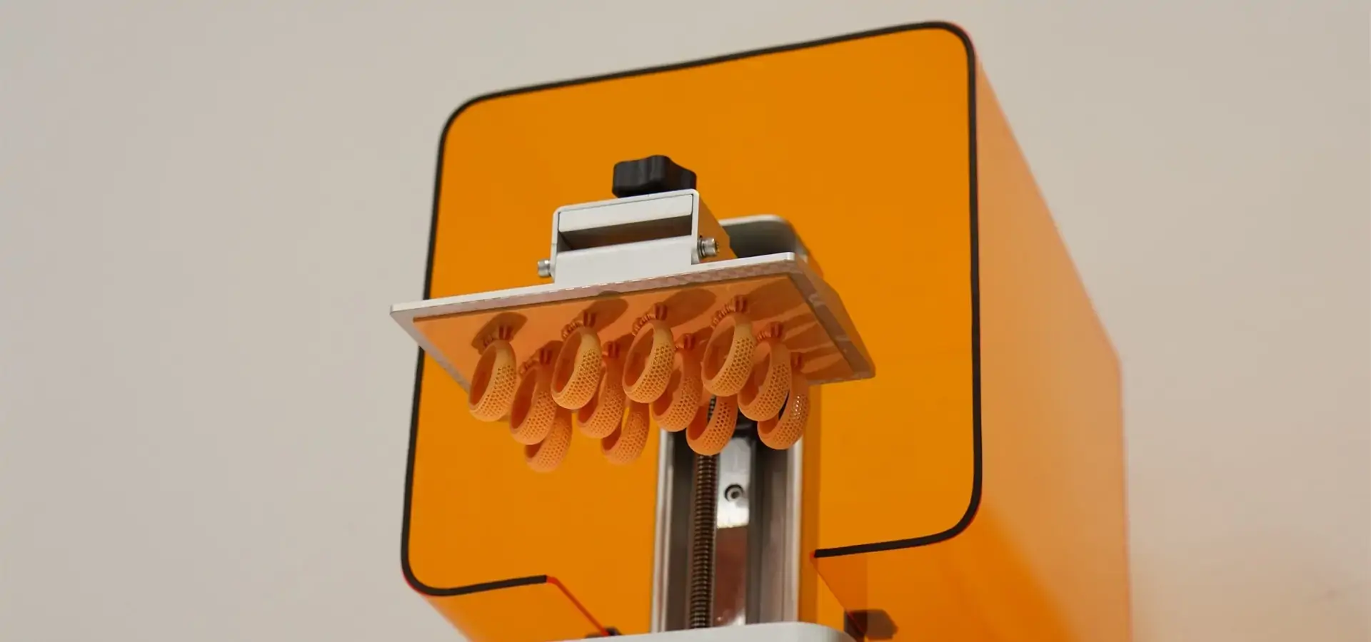 Industrial Desktop SLA 3D printer for precision manufacturing applications