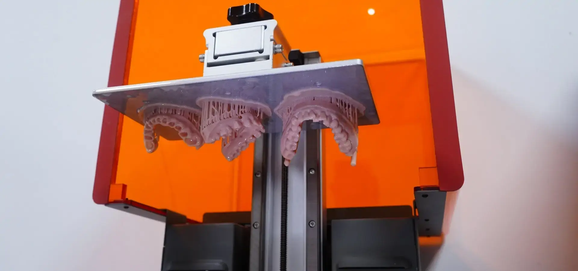 Fast resin 3D printer for industrial production and rapid manufacturing Fast resin 3D printer for industrial production and rapid manufacturing