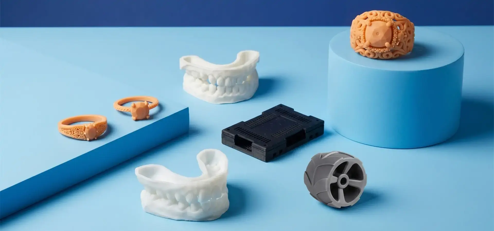 Desktop 3D printer resin types and dimensional stability