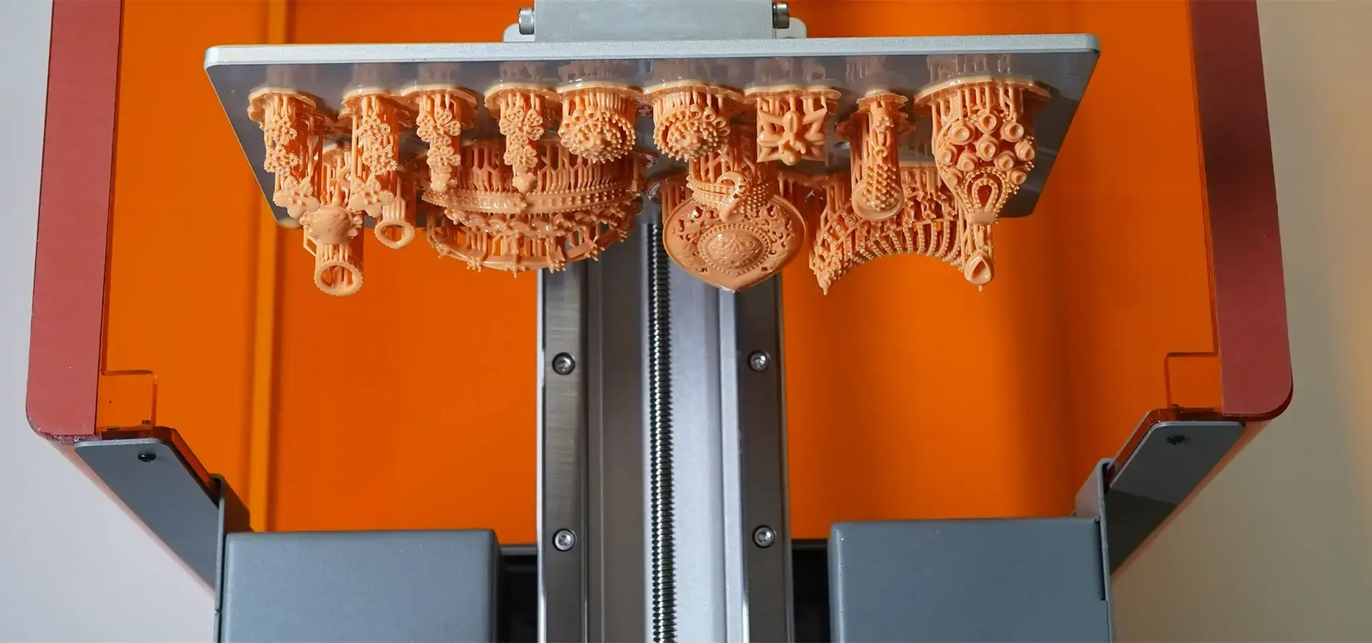Jewelry workshop using Desktop 3D printer for prototyping