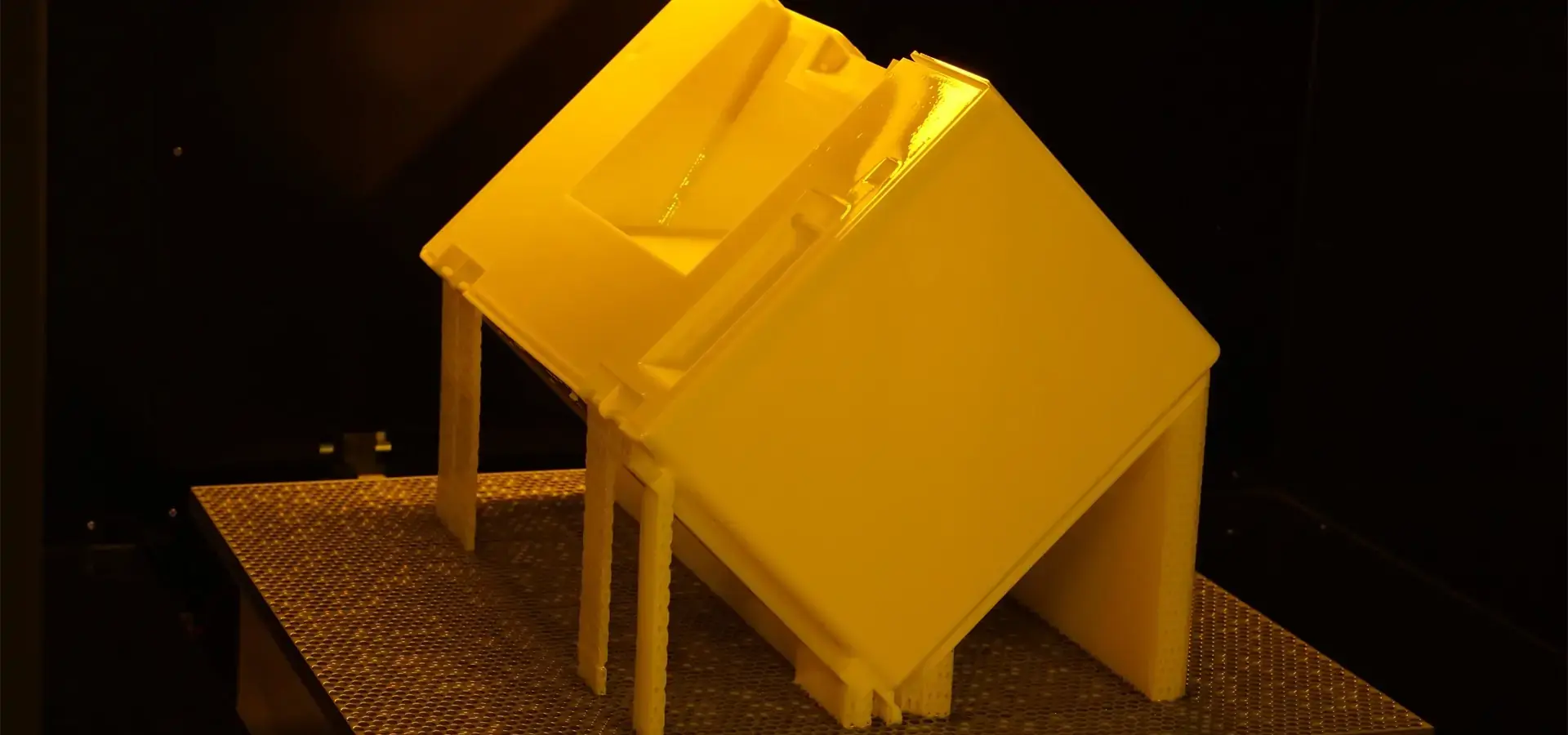 Large-format SLA resin 3D printer with oversized industrial build platform