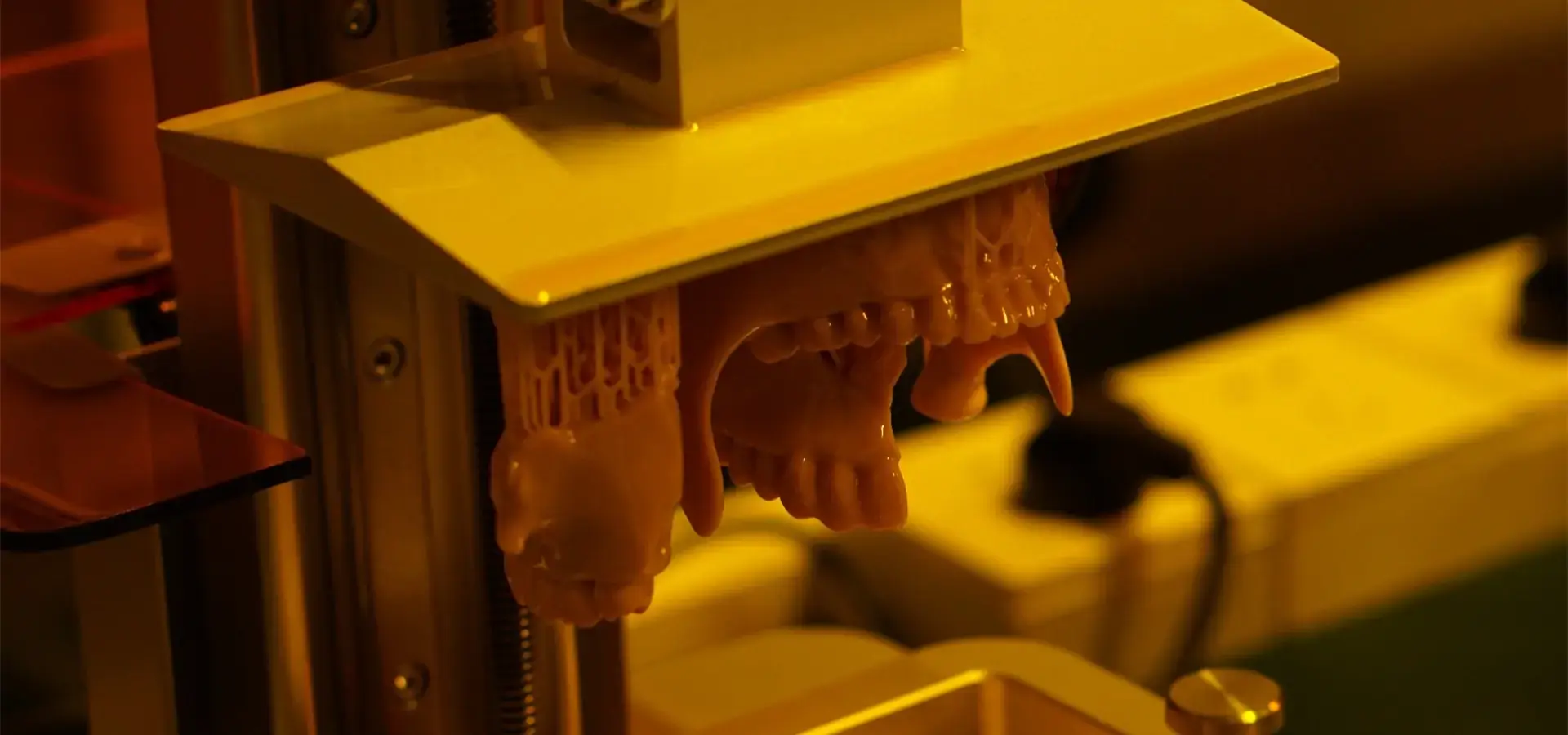 Dental and aerospace applications using a high resolution 3D printer Dental and aerospace applications using a high resolution 3D printer