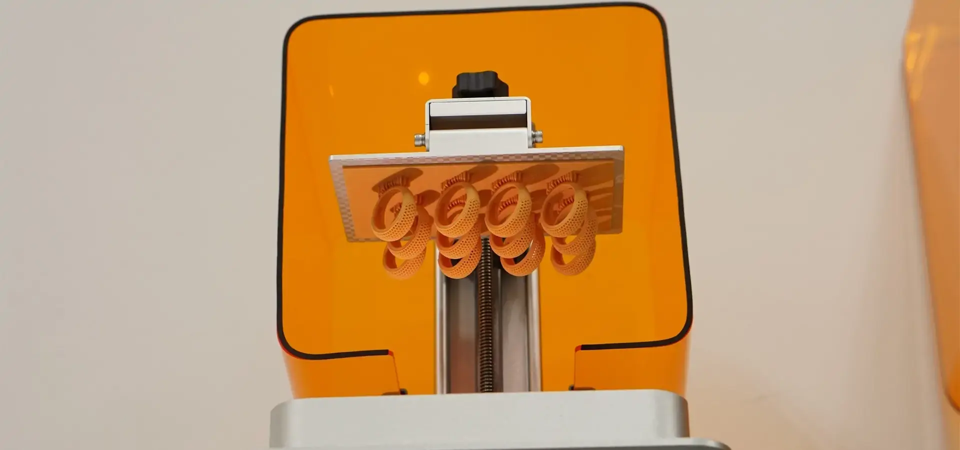 Desktop 3D printer P7 Pro LCD resin printer for precision manufacturing Desktop 3D printer P7 Pro LCD resin printer for precision manufacturing