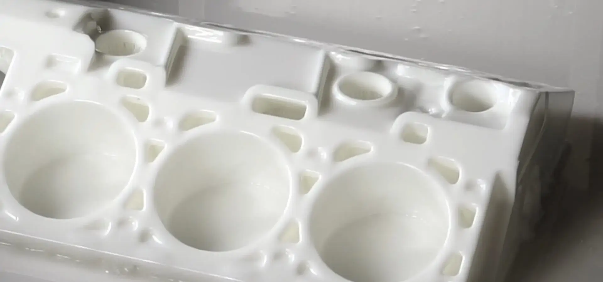 High precision prototype produced by Industrial SLA 3D Printer