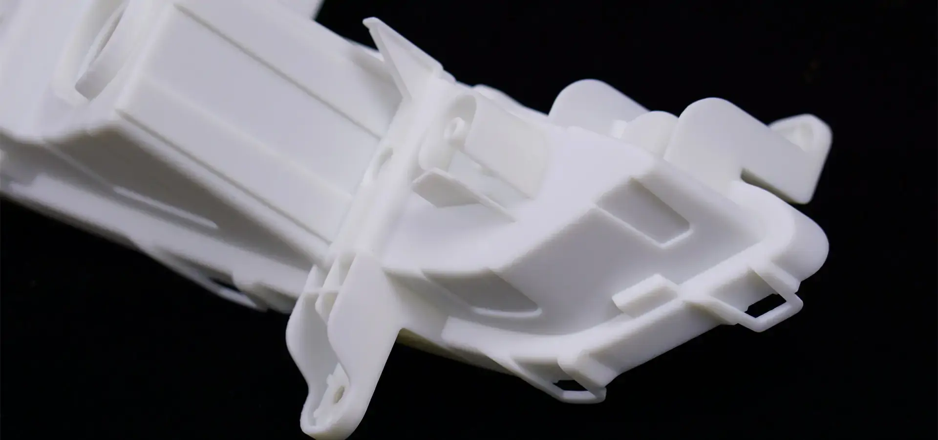 High quality SLA surface finish automotive prototype after post-curing High quality SLA surface finish automotive prototype after post-curing