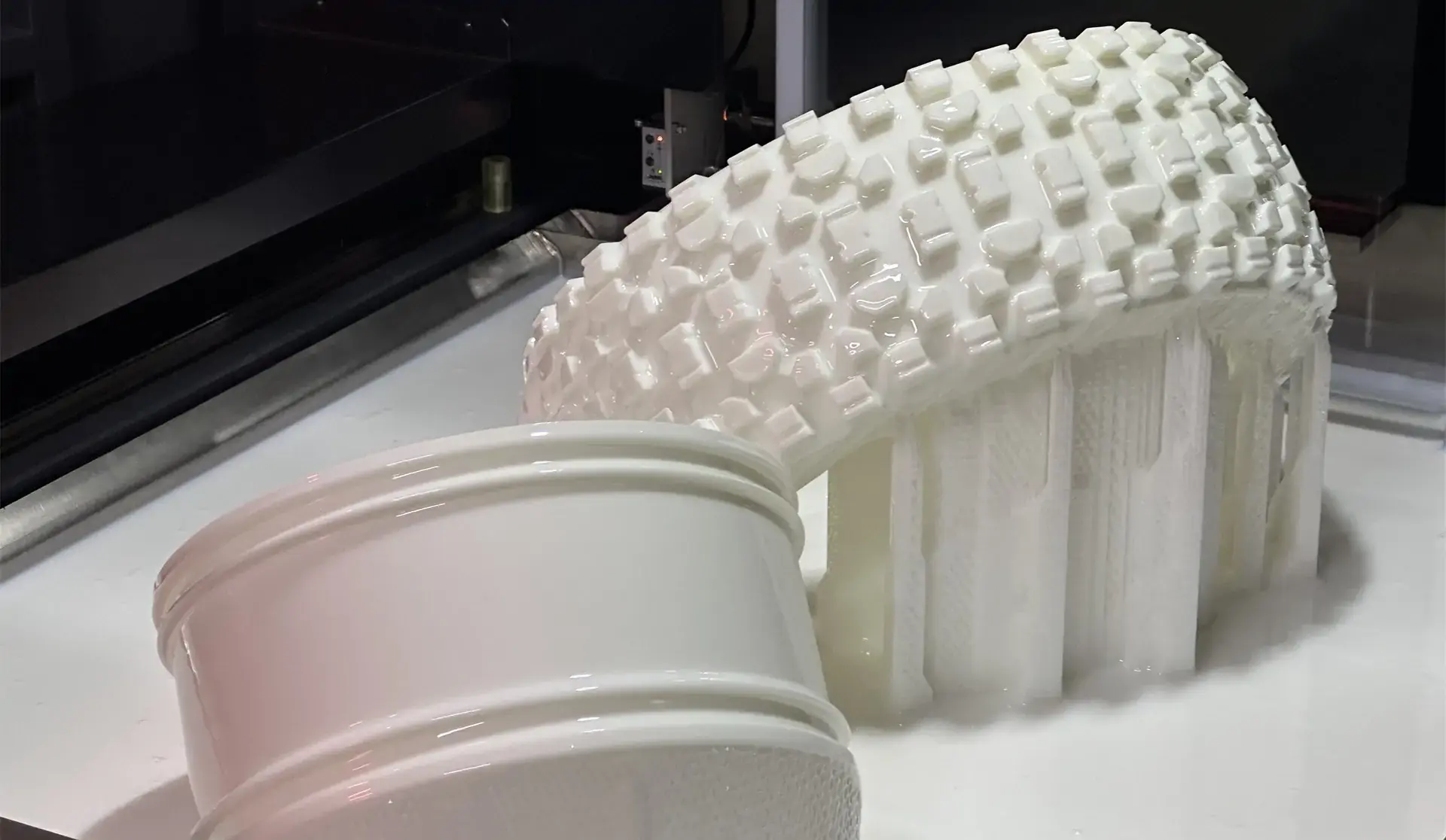 Industrial SLA 3D Printer low-viscosity resin handling