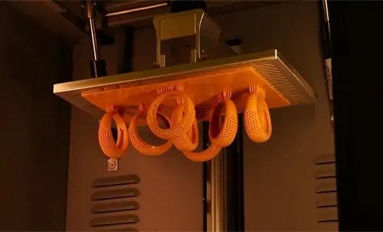 Hvilke funktioner skal du kigge efter i en kinesisk resin 3D-printer?