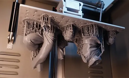 ເຄື່ອງພິມ 3D ຢາງຂອງຈີນປຽບທຽບກັບຍີ່ຫໍ້ທົ່ວໂລກແນວໃດ?