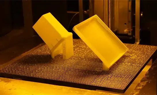 Индустриски SLA 3D печатач наспроти DLP: Клучни разлики што секој купувач треба да ги знае
